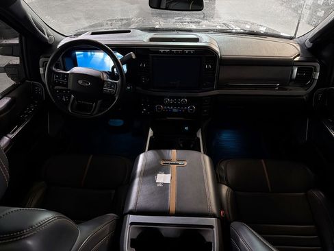 Used 2023 Ford F250 Platinum AWD/4WD image 10