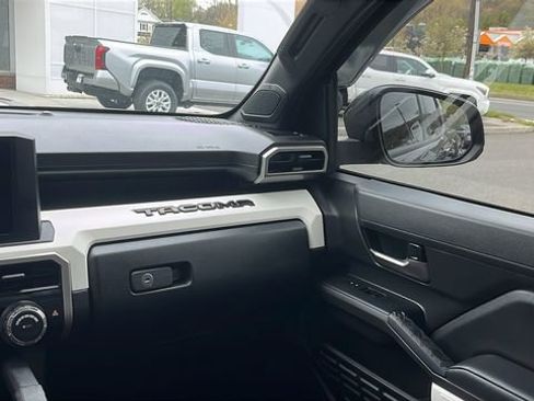 Used 2024 Toyota Tacoma TRD Sport w/ TRD Sport Upgrade Package AWD/4WD image 20