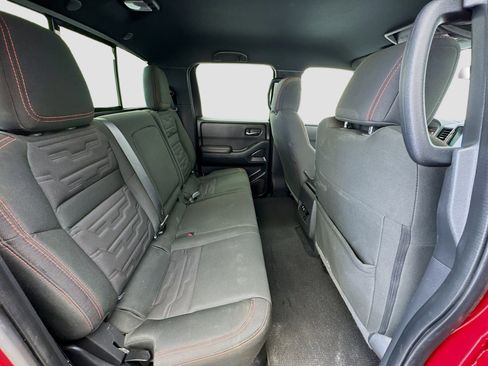 Used 2023 Nissan Frontier PRO-4X w/ Pro Convenience Package image 18