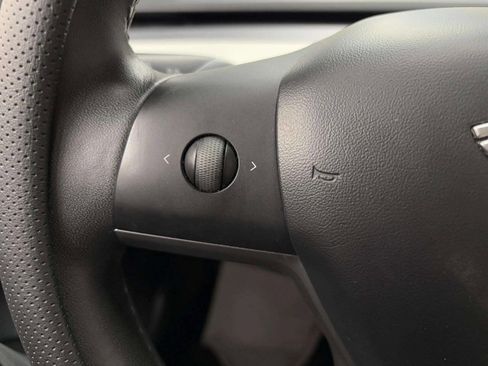 Used 2020 Tesla Model 3 Long Range image 39