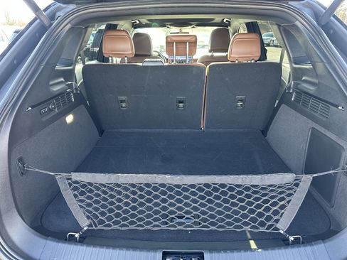 Used 2023 Lincoln Nautilus Reserve w/ Equipment Group 201A image 7