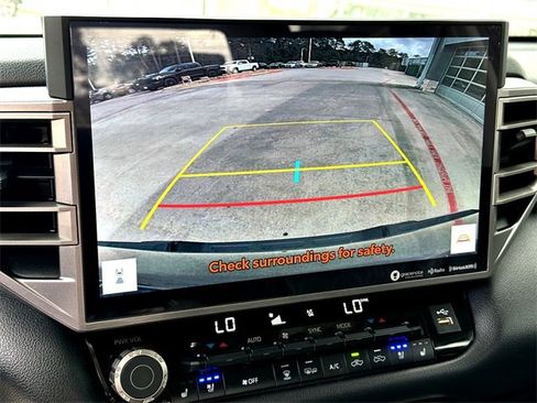 Used 2023 Toyota Tundra Limited w/ Power Package image 15