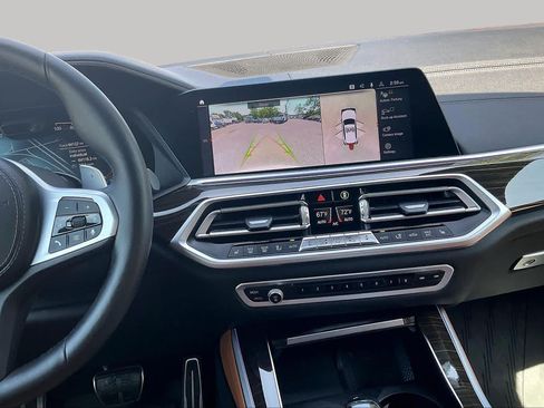 Used 2021 BMW X5 xDrive40i w/ M Sport Package AWD/4WD image 6