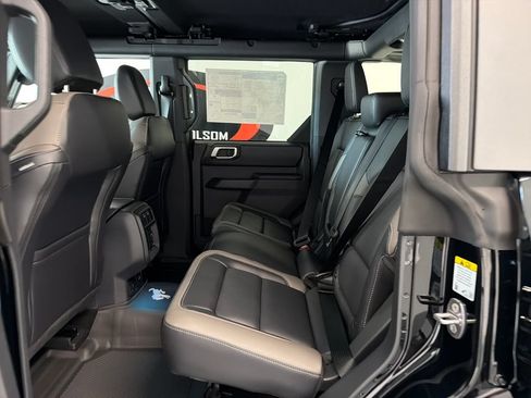 New 2026 Ford Bronco Outer Banks w/ Sasquatch Package AWD/4WD image 13