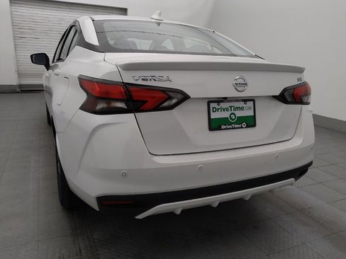 Used 2022 Nissan Versa SR w/ Convenience Package FWD image 5