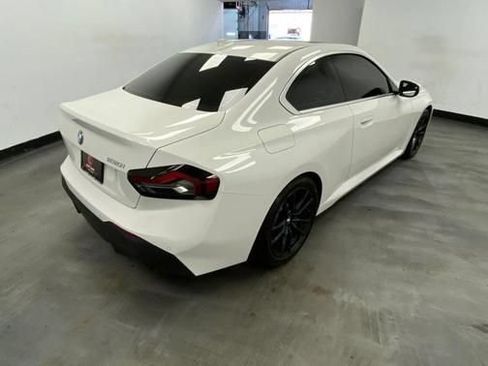 Used 2022 BMW 230i Coupe w/ Premium Package 2 RWD image 5