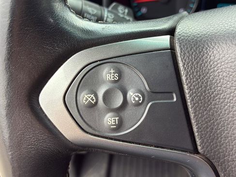 Used 2018 Chevrolet Silverado 1500 LT w/ All Star Edition image 27