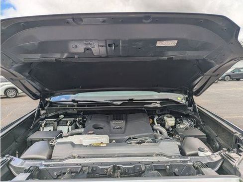 Used 2025 Toyota Tundra 1794 Edition AWD/4WD image 90