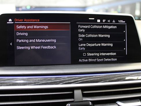 Used 2022 BMW 750i xDrive w/ Executive Package image 35