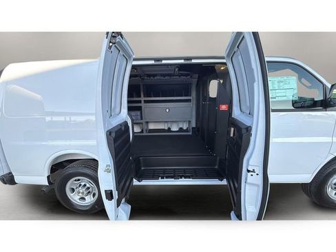 New 2025 Chevrolet Express 2500 Work Van w/ Driver Convenience Package image 23