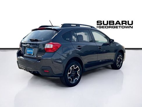 Used 2017 Subaru Crosstrek 2.0i Premium AWD/4WD image 7