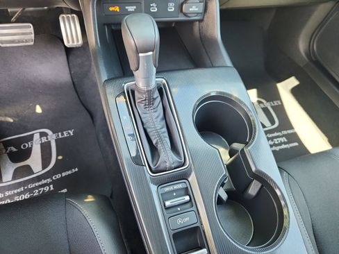 Certified 2025 Honda Civic Sport image 22