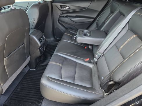 Used 2022 Chevrolet Equinox Premier FWD image 15