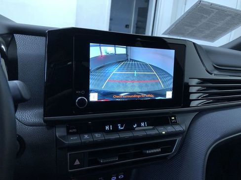 Certified 2025 Toyota Camry SE image 28