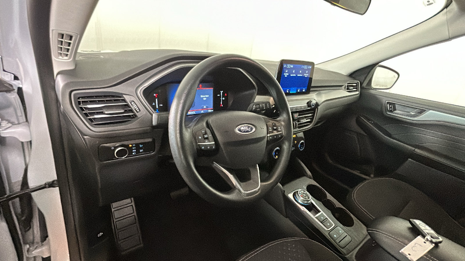 Used 2025 Ford Escape Active FWD image 16