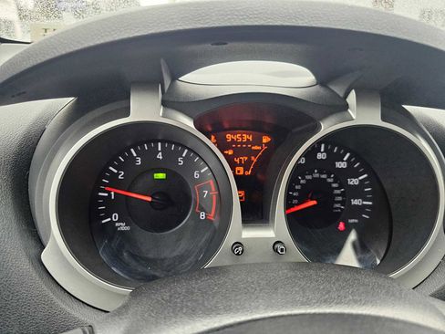 Used 2012 Nissan Juke SL image 28