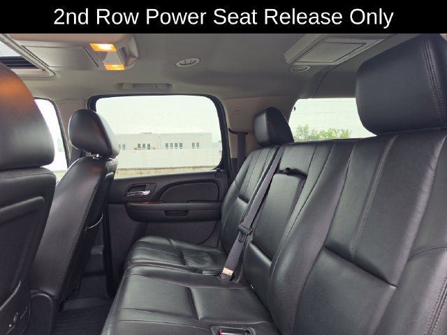 Used 2013 GMC Yukon XL SLT w/ SLT-2 Equipment Package AWD/4WD image 12