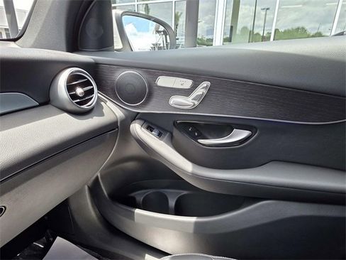Used 2022 Mercedes-Benz GLC 300 4MATIC w/ Driver Assistance Package image 22