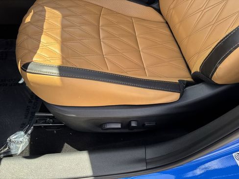 Used 2022 Nissan Sentra SV w/ SV Premium Package FWD image 40