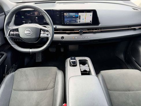 Used 2024 Nissan Ariya AWD image 14