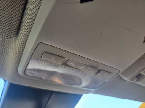 Used 2022 Buick Encore Preferred w/ Safety Package image 32