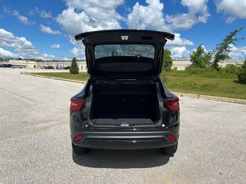 Used 2024 Chevrolet Trax RS FWD image 10