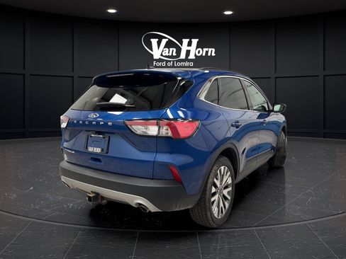 Used 2022 Ford Escape Titanium w/ Class II Trailer Tow Package AWD/4WD image 7