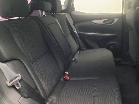 Used 2020 Nissan Rogue Sport S FWD image 19