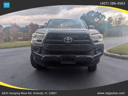 Used 2016 Toyota Tacoma SR image 10