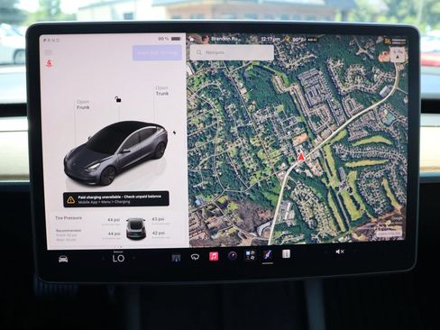Used 2023 Tesla Model 3 Standard Range RWD image 26