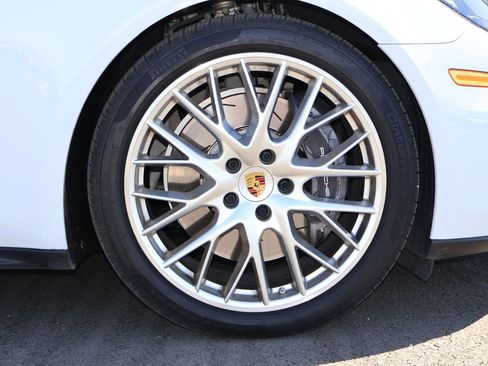 Used 2020 Porsche Panamera 4 AWD/4WD image 29