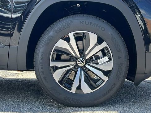 New 2026 Volkswagen Atlas SE image 6