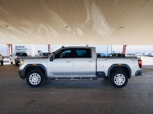 Used 2022 GMC Sierra 2500 SLE w/ SLE Convenience Package image 3