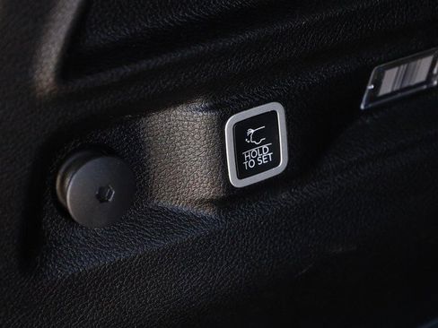 Used 2021 Jeep Grand Cherokee L Limited image 9