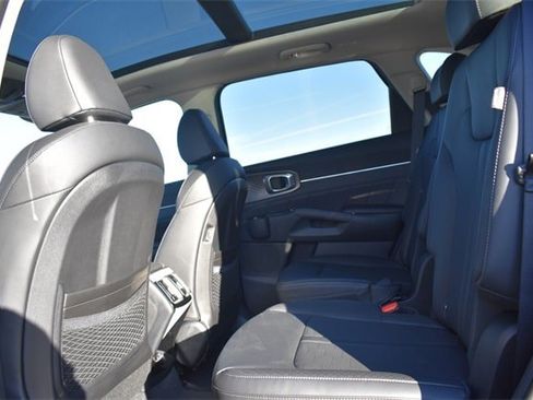 New 2025 Kia Sorento SX image 19