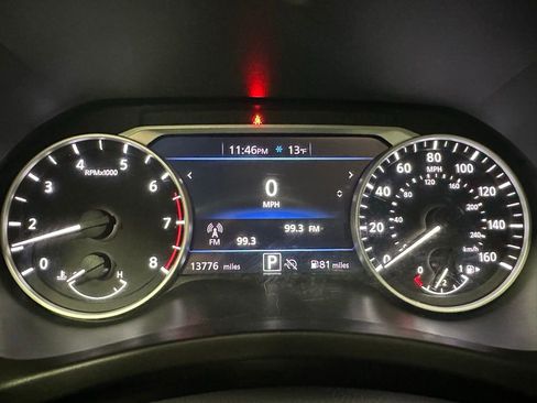 Used 2025 Nissan Sentra SV image 23