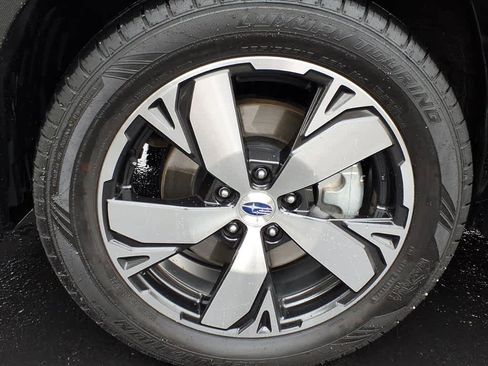 Used 2020 Subaru Forester Touring image 12