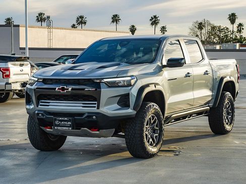 Used 2024 Chevrolet Colorado ZR2 image 3