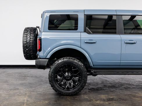 Used 2025 Ford Bronco Outer Banks AWD/4WD image 24