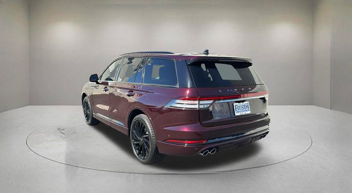 Used 2024 Lincoln Aviator Reserve w/ Jet Package AWD/4WD image 4