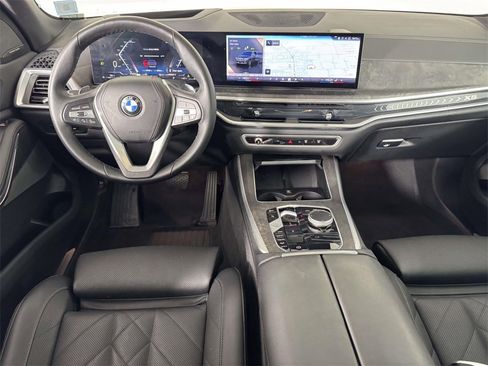 Used 2024 BMW X5 xDrive40i w/ Premium Package image 5