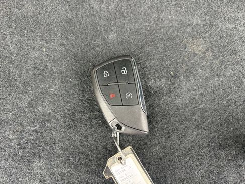 Used 2025 Chevrolet Equinox LT FWD image 25