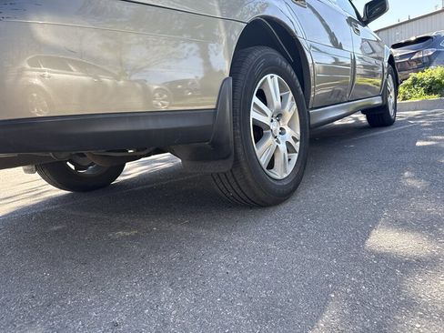 Used 2004 Subaru Outback H6 35th Anniversary Edition image 5