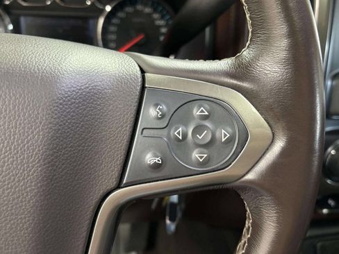Used 2018 Chevrolet Silverado 1500 High Country image 30