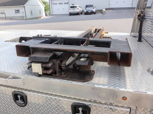 Used 2022 Ford F550 4x4 Regular Cab Super Duty w/ Power Equipment Group image 11