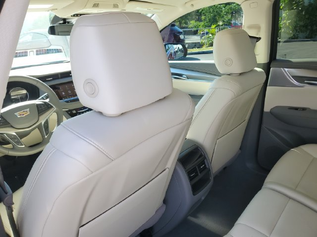 Used 2024 Cadillac XT5 Premium Luxury FWD image 15