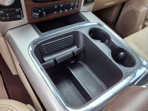 Used 2017 RAM 1500 Laramie w/ Convenience Group image 18