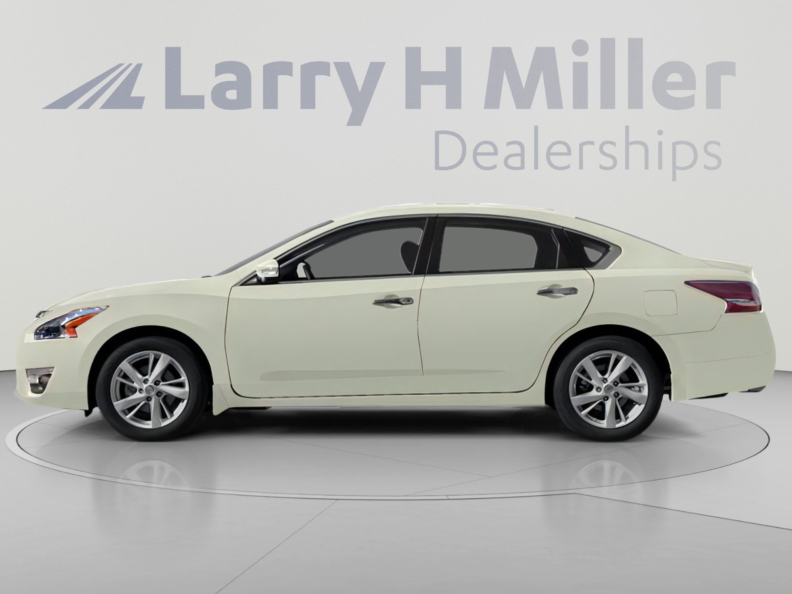 Used 2013 Nissan Altima 2.5 SL FWD image 3