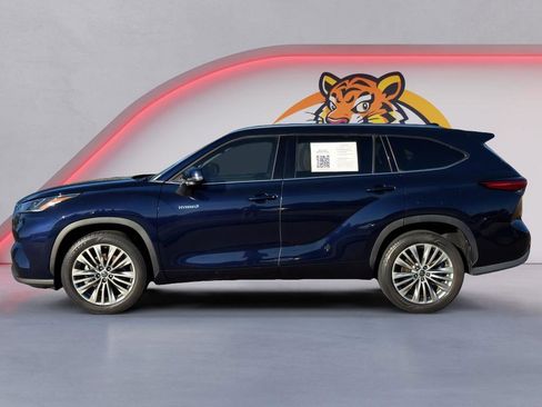 Used 2021 Toyota Highlander Platinum image 8