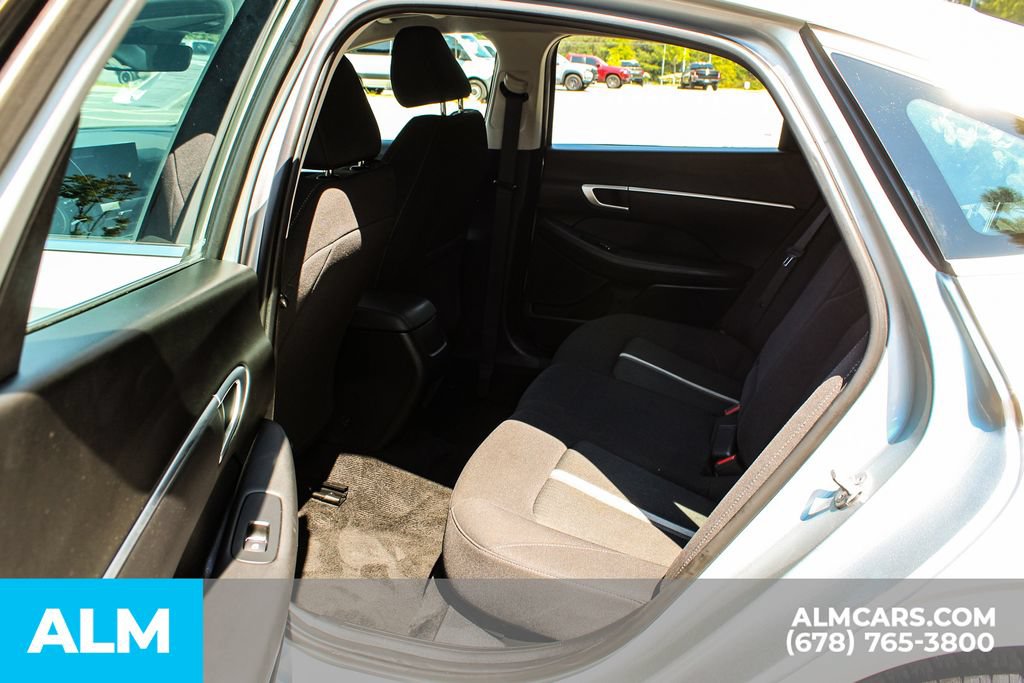Used 2025 Hyundai Sonata SEL FWD image 17